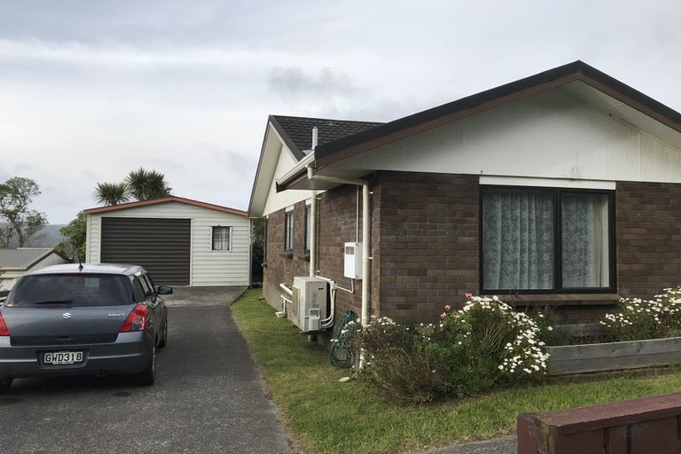 Photo of property in 81 Montgomery Avenue, Karori, Wellington, 6012