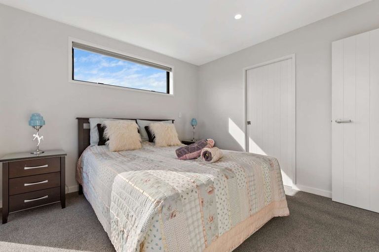 Photo of property in 42 Hinaki Street, Poike, Tauranga, 3112