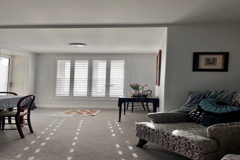 Photo of property in 129a Marine Parade, Mount Maunganui, 3116