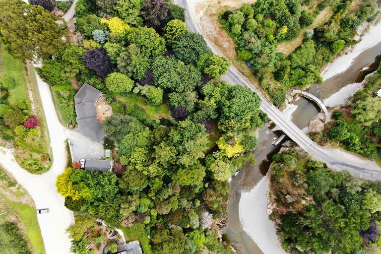 Photo of property in 15 Reid Road, Herbert, Oamaru, 9495