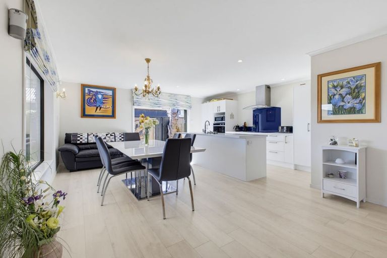 Photo of property in 32 Purnell Street, College Estate, Whanganui, 4500