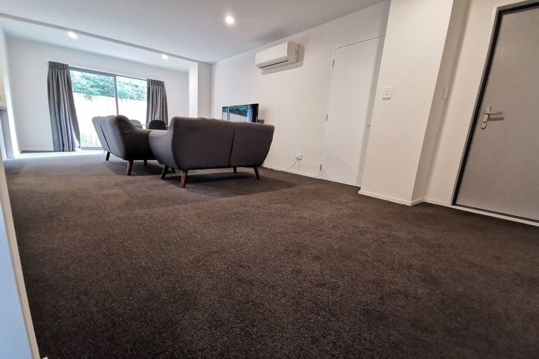 Photo of property in 2/2 Montana Avenue, Ilam, Christchurch, 8041