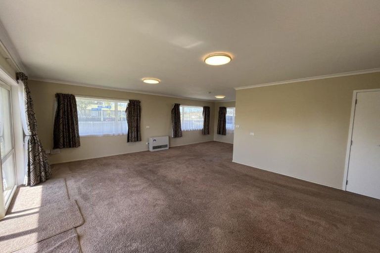 Photo of property in 70 Miro Street, Inglewood, 4330