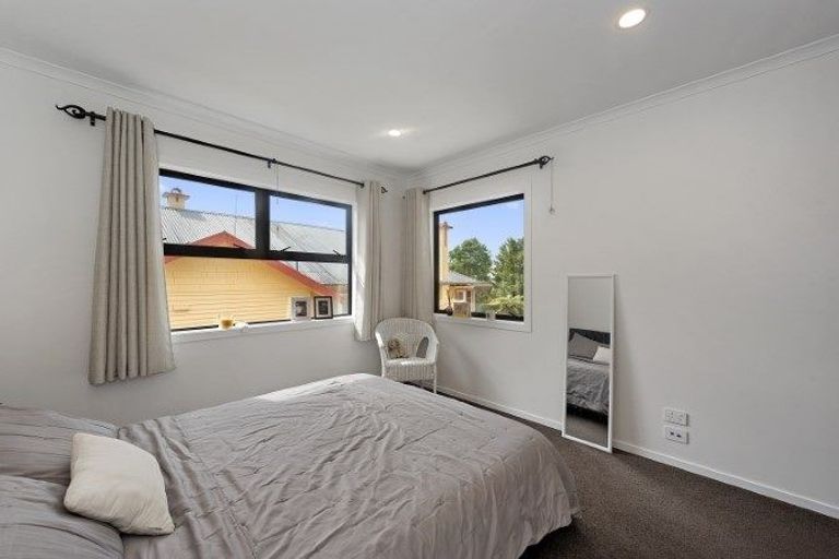 Photo of property in 2/3 Manning Street, Hamilton Central, Hamilton, 3204