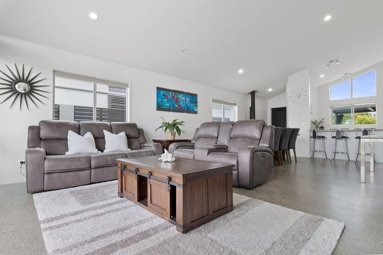 Photo of property in 166b Waterways Parade, Pauanui, Hikuai, 3579