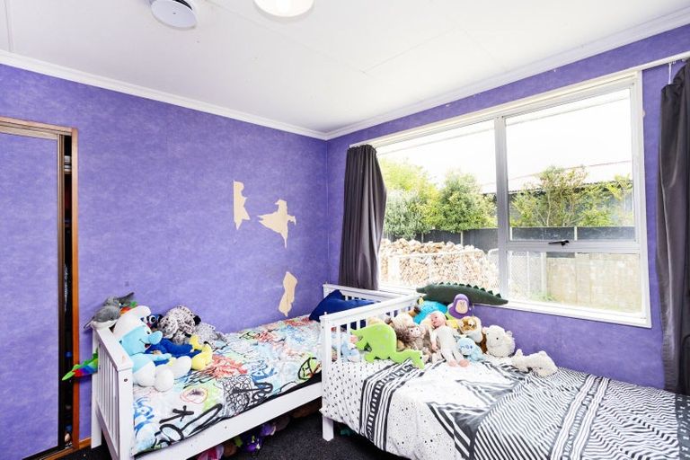 Photo of property in 122 Cunningham Crescent, Grasmere, Invercargill, 9810