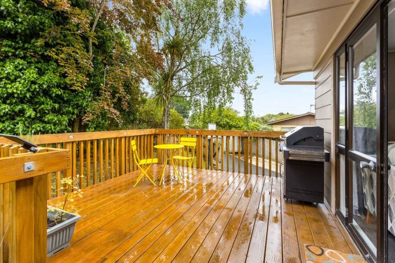 Photo of property in 4 Metcalfe Road, Ranui, Auckland, 0612