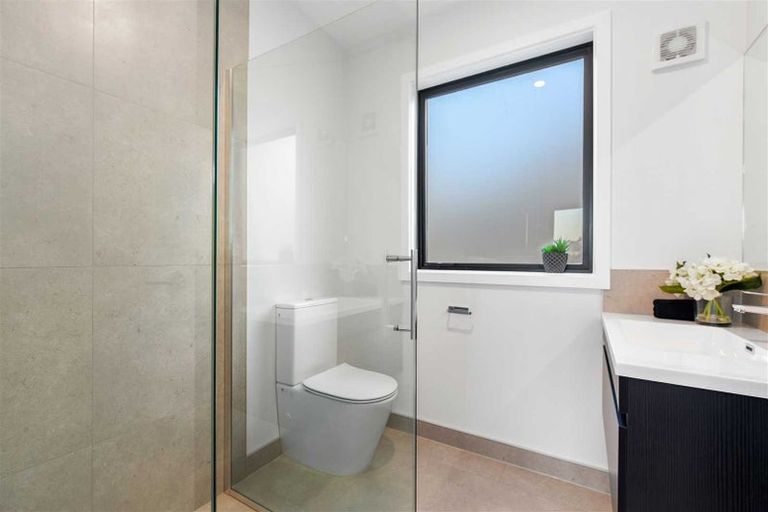 Photo of property in 1/40 Rose Berry Crescent, Flagstaff, Hamilton, 3210