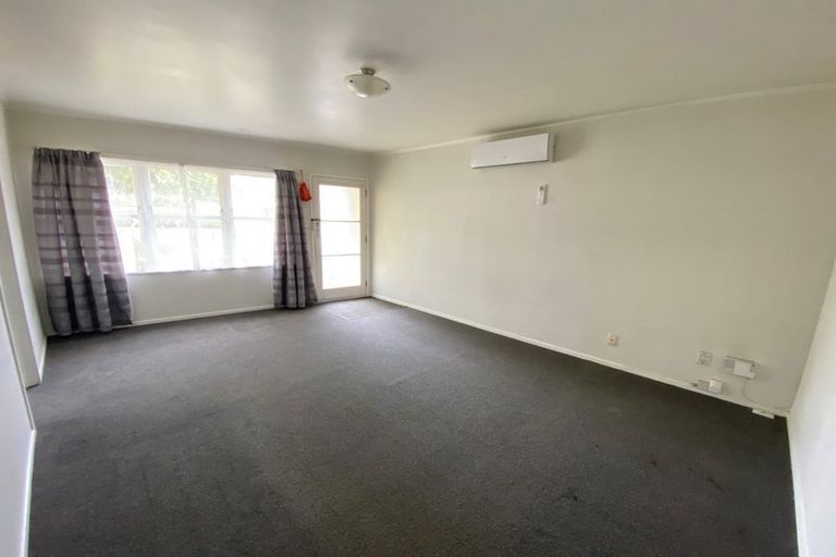 Photo of property in 5/9 South Street, Papakura, 2110