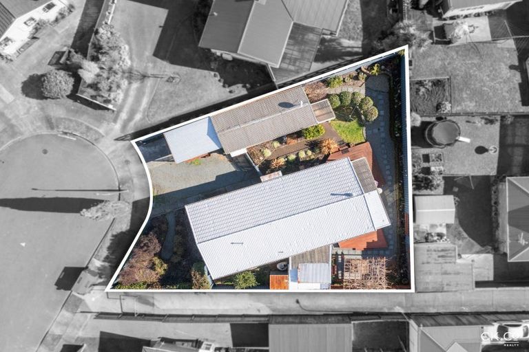 Photo of property in 22 Denver Grove, Totara Park, Upper Hutt, 5018