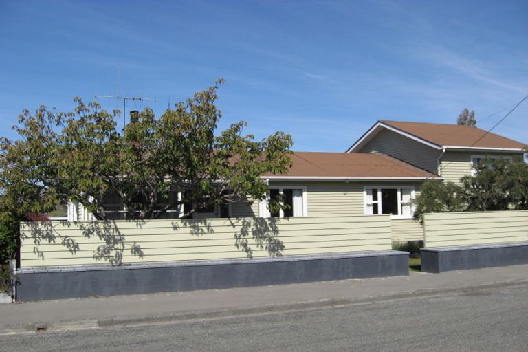 Photo of property in 11 Pringle Street, Waimataitai, Timaru, 7910