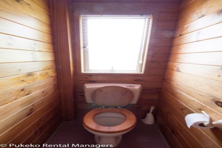 Photo of property in 54 St Annes Crescent, Wattle Downs, Auckland, 2103