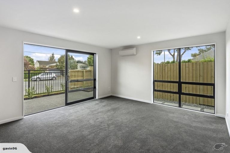 Photo of property in 2/448 Hereford Street, Linwood, Christchurch, 8011