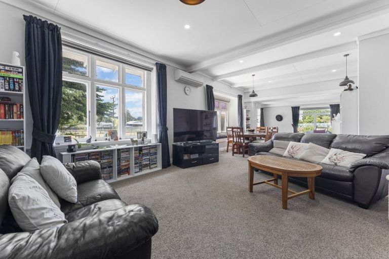 Photo of property in 17 Halls Road, Pahiatua, 4910