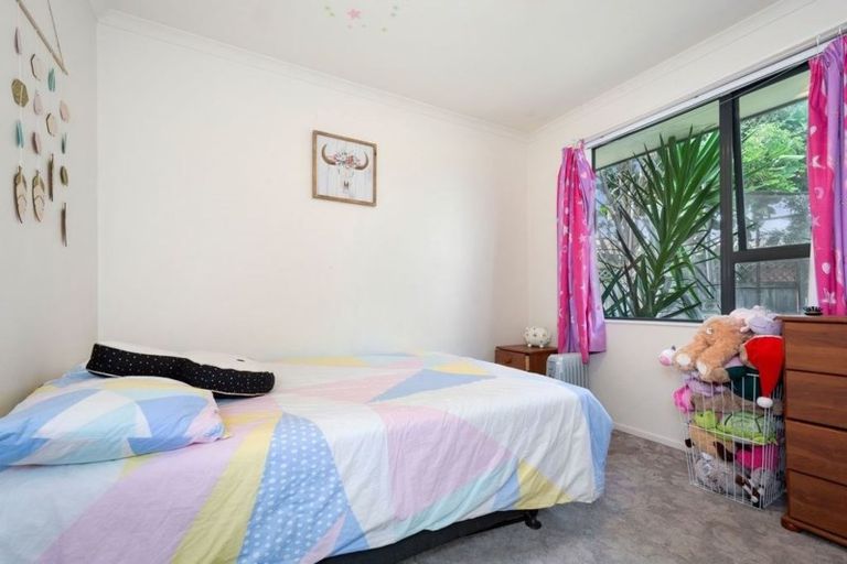 Photo of property in 19 Webb Place, Papamoa Beach, Papamoa, 3118