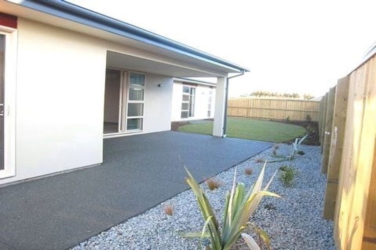 Photo of property in 10 Cognac Drive, Yaldhurst, Christchurch, 8042