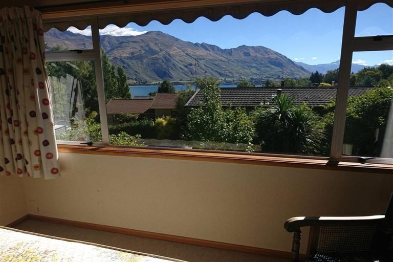 Photo of property in 4 Mackay Street, Wanaka, 9305