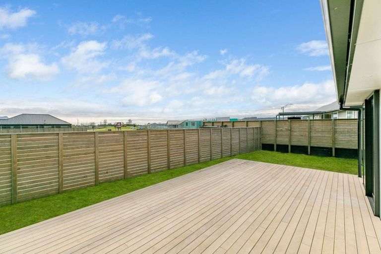 Photo of property in 267 Kupe Drive, Whitianga, 3510