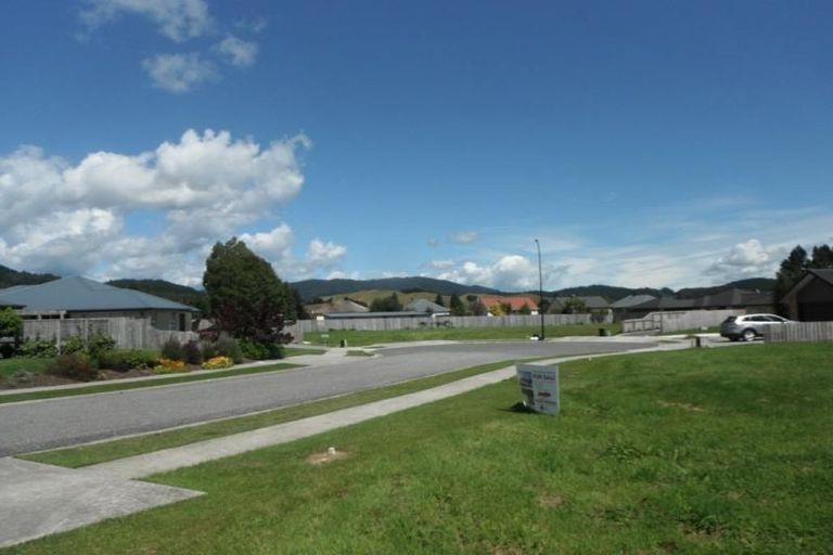 Photo of property in 17 Wicken Place, Reefton, 7830