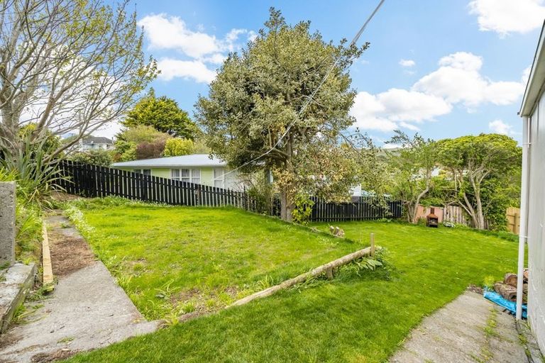 Photo of property in 18 Gear Terrace, Ranui, Porirua, 5024