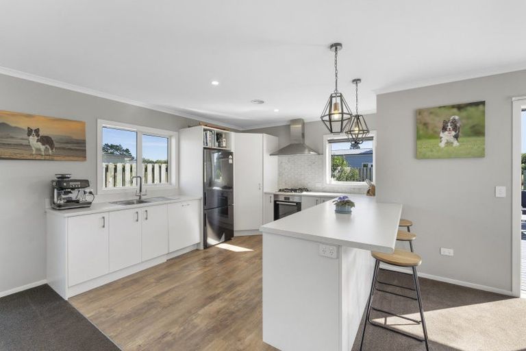 Photo of property in 4 Te Wiremu Lane, Otaki, 5512