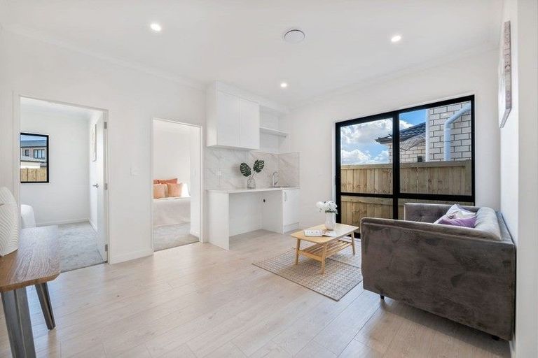 Photo of property in 36 Drumconnell Drive, Flat Bush, Auckland, 2019