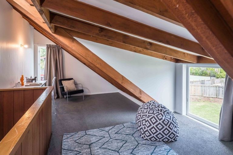 Photo of property in 12 Kew Grove, Raumati Beach, Paraparaumu, 5032