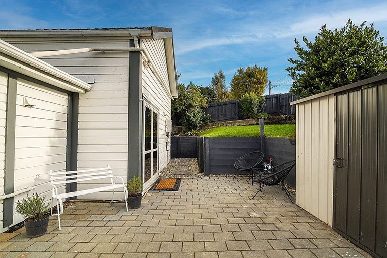 Photo of property in 39 Argyle Street, Mornington, Dunedin, 9011