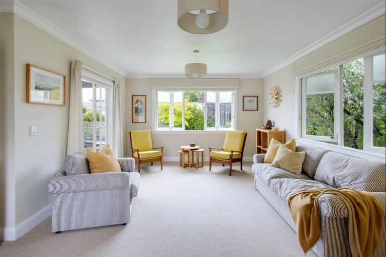 Photo of property in 26 Bowling Road, Greenmeadows, Napier, 4112