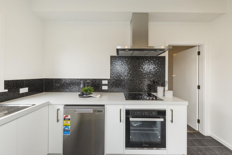 Photo of property in 99 Fitzroy Street, Terrace End, Palmerston North, 4410