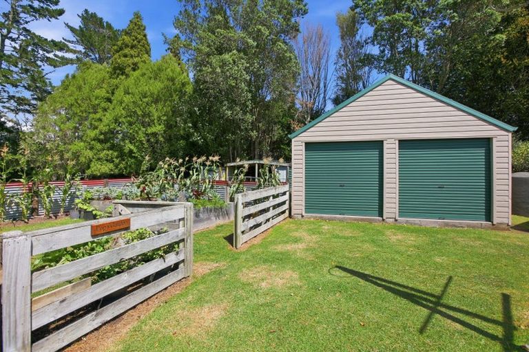 Photo of property in 17 Ridgewood Drive, Ridgewood, New Plymouth, 4371