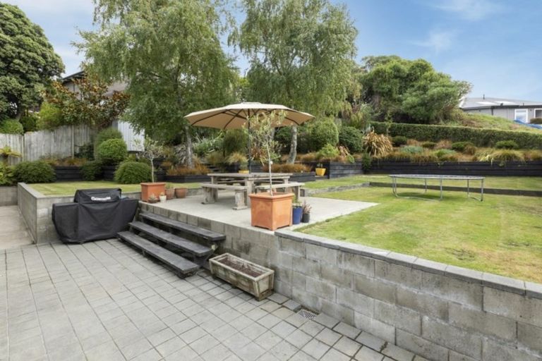 Photo of property in 3a Whareora Terrace, Cashmere, Christchurch, 8022