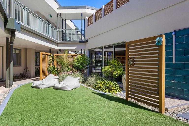 Photo of property in Beachpoint Apartments, 2/5 West End Road, Ohope, 3121