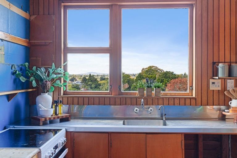 Photo of property in 105 Pembroke Street, Hamilton Lake, Hamilton, 3204