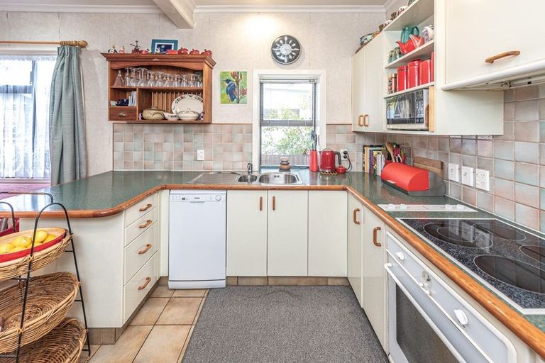 Photo of property in 106 Harrison Street, Whanganui, 4500