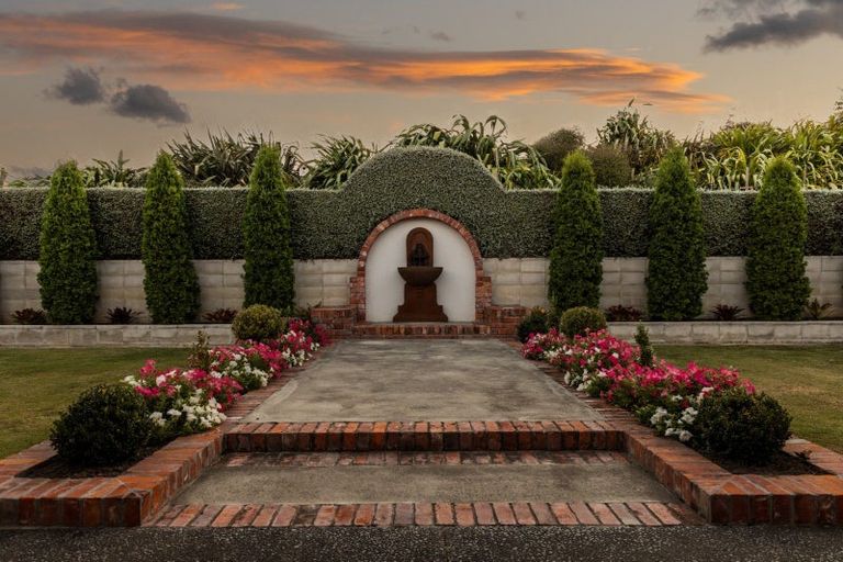 Photo of property in 119 Eskridge Drive, Eskdale, Napier, 4182