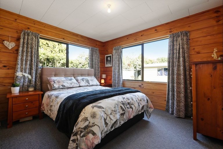 Photo of property in 12a Dinton Street, Russley, Christchurch, 8042