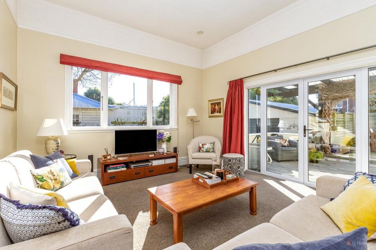 Photo of property in 5 Sutter Street, Seaview, Timaru, 7910