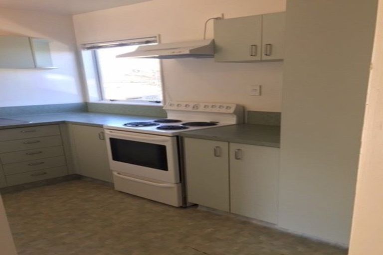 Photo of property in 2/102 Wainui Street, Riccarton, Christchurch, 8041