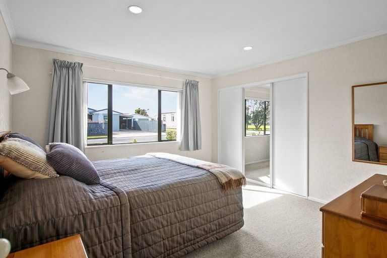 Photo of property in 2 Sanders Avenue, Westown, New Plymouth, 4310