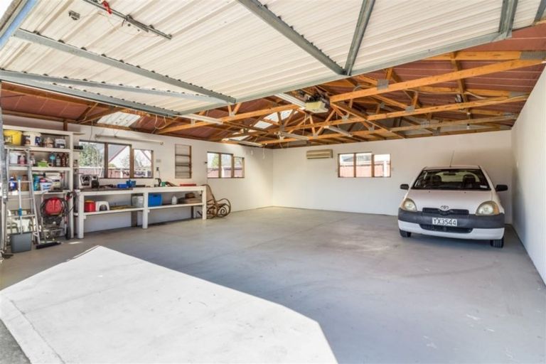 Photo of property in 5 Cintra Place, Casebrook, Christchurch, 8051