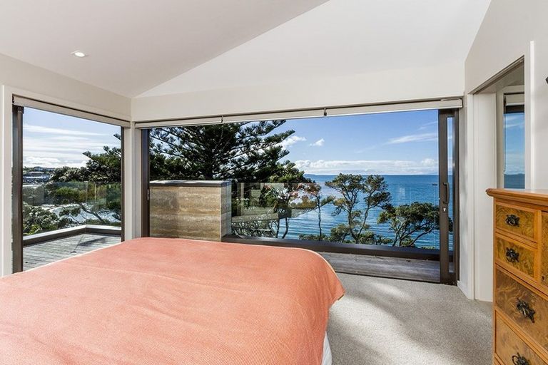 Photo of property in 5a Bournemouth Terrace, Murrays Bay, Auckland, 0630