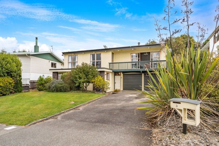 Photo of property in 3 Konini Street, Lansdowne, Masterton, 5810