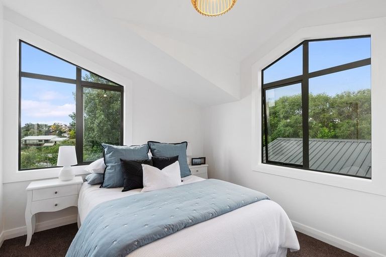 Photo of property in 78 Matija Place, Red Beach, 0932