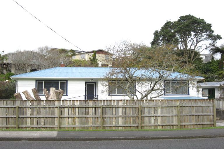 Photo of property in 79 Awanui Street, Merrilands, New Plymouth, 4312
