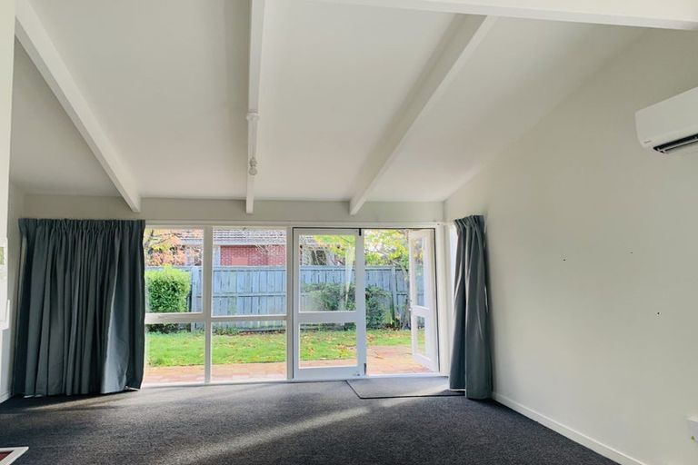 Photo of property in 1/59 Maidstone Road, Ilam, Christchurch, 8041