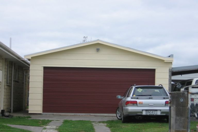Photo of property in 9 Cascade Crescent, Westbrook, Palmerston North, 4412