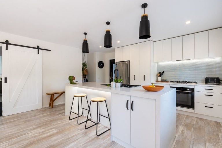 Photo of property in 47 Hollis Road, Paraparaumu Beach, Paraparaumu, 5032