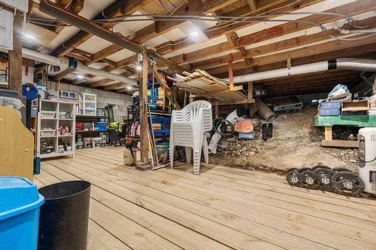 Photo of property in 4 Waimarie Road, Whenuapai, Auckland, 0618