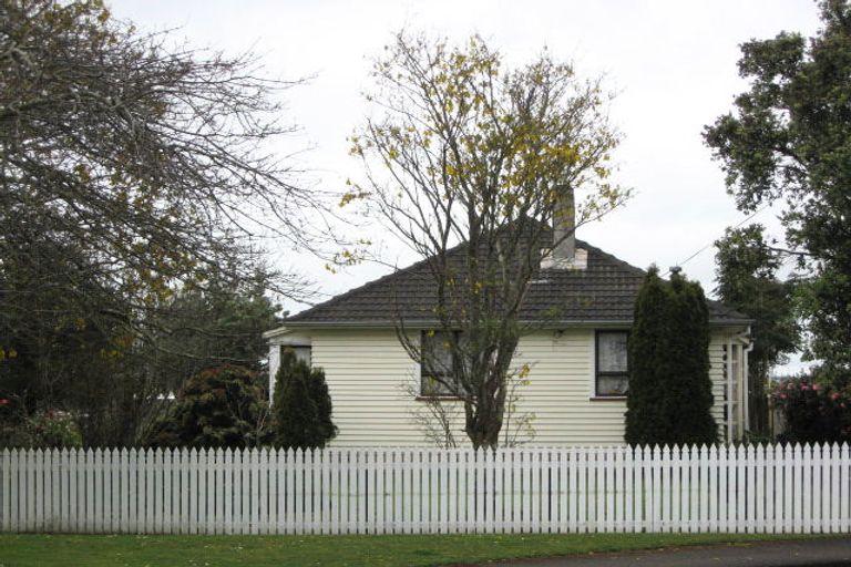 Photo of property in 15 Aotea Street, Welbourn, New Plymouth, 4312